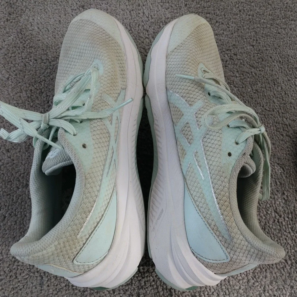 ASICS GT-1000 12 Girls Size 6.5 Running Shoes Low Top Green Sneakers Athletic
